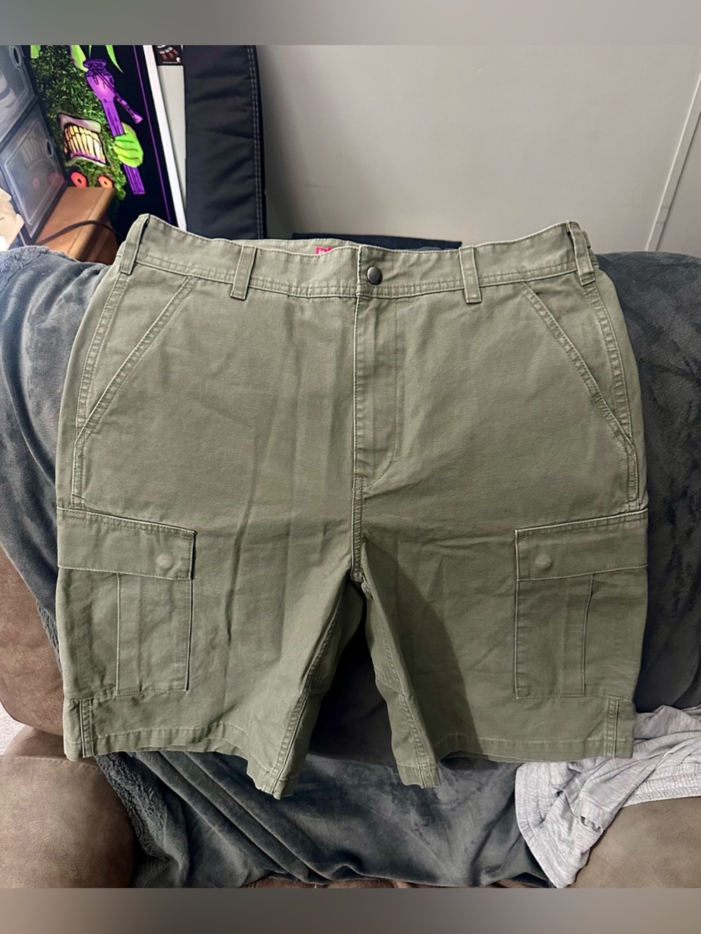 Supreme Cargo Shorts- Olive (Size 32) (SS26) BRAND NEW